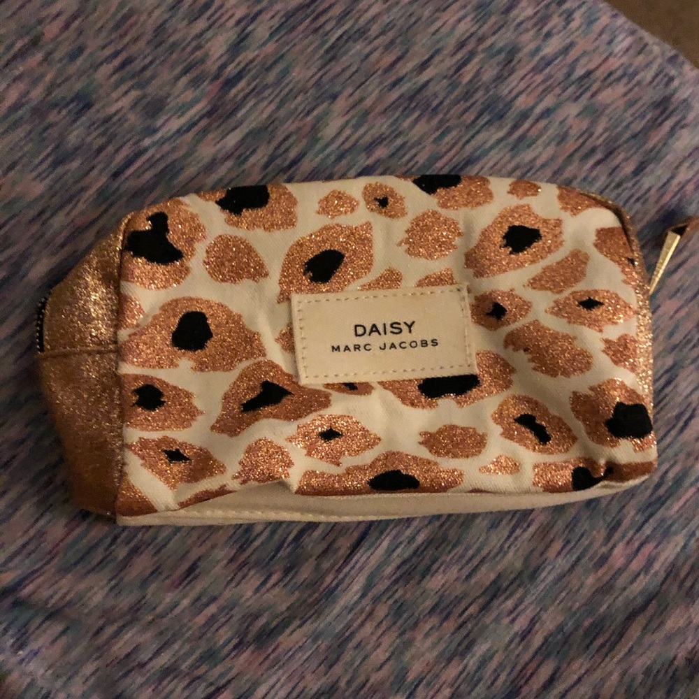 Marc Jacobs make up bag